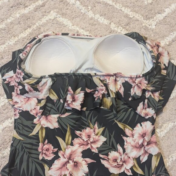 Kona Sol Women's Double Flounce Front One Piece Swimsuit Size Large - Picture 5 of 7